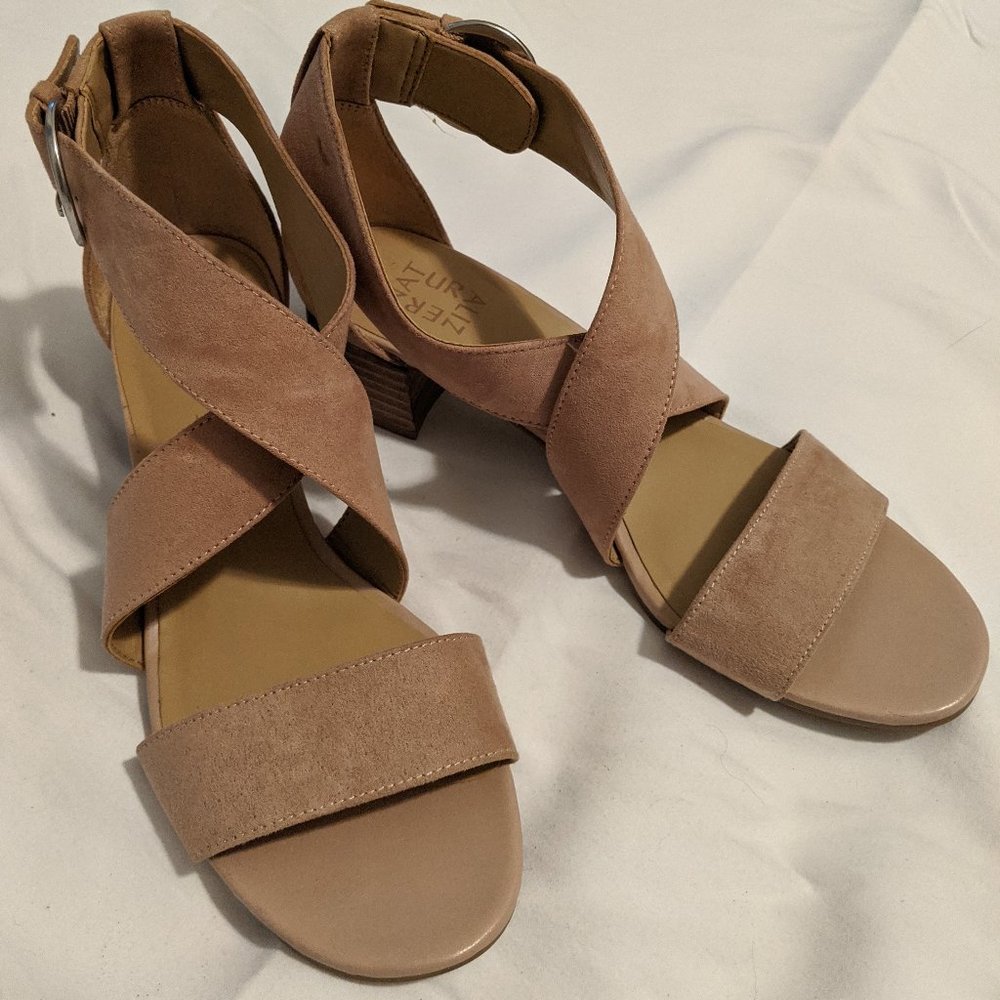 Naturalizer Sandals